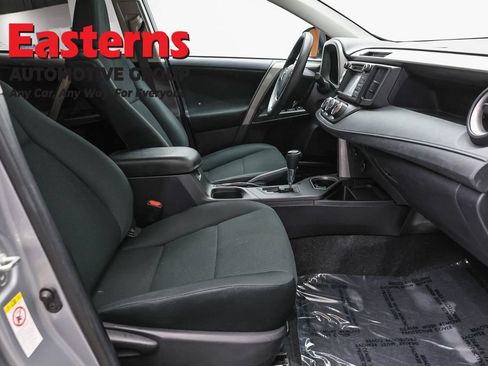 Used 2018 Toyota RAV4 LE w/ All Weather Liner Package FWD image 23