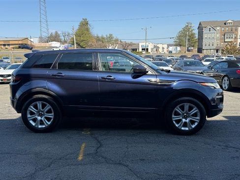 Used 2016 Land Rover Range Rover Evoque SE image 6