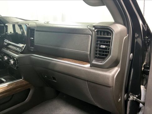 Used 2022 GMC Sierra 1500 Elevation w/ X31 Off-Road Package image 13