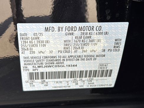 New 2025 Lincoln Aviator 2WD w/ Equipment Group 101A image 27