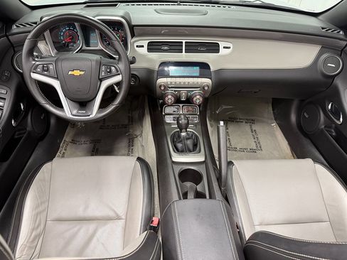 Used 2012 Chevrolet Camaro SS RWD image 17