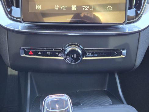 New 2026 Volvo XC90 T8 Ultra image 22