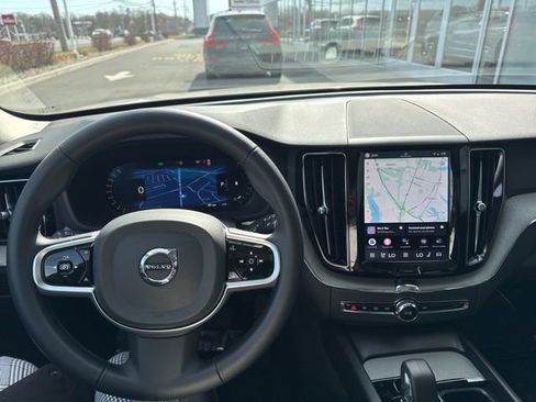 Certified 2025 Volvo XC60 B5 Plus w/ Climate Package image 19