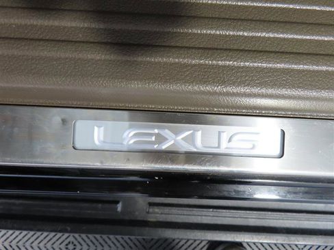 Used 2018 Lexus GX 460 Luxury image 18