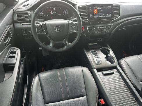 Used 2023 Honda Passport TrailSport image 23