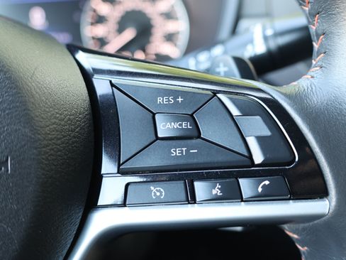 Used 2024 Nissan Altima 2.5 SR FWD image 26