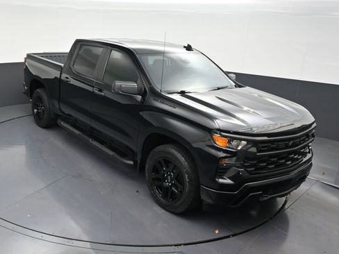 Used 2024 Chevrolet Silverado 1500 Custom w/ Turbomax Blackout Package RWD image 22