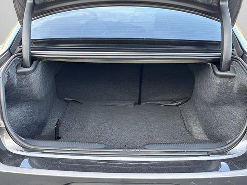 Used 2020 Dodge Charger SXT image 8