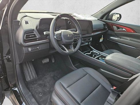 New 2026 Chevrolet Traverse Z71 w/ Enhanced Driving Package AWD/4WD image 10