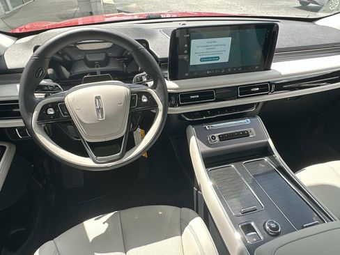 New 2025 Lincoln Aviator 2WD image 31
