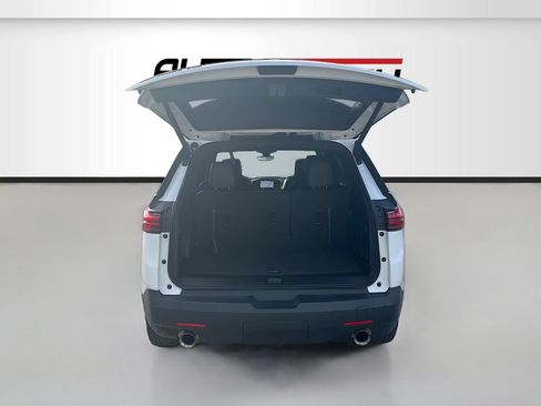 Used 2023 Chevrolet Traverse RS AWD/4WD image 27