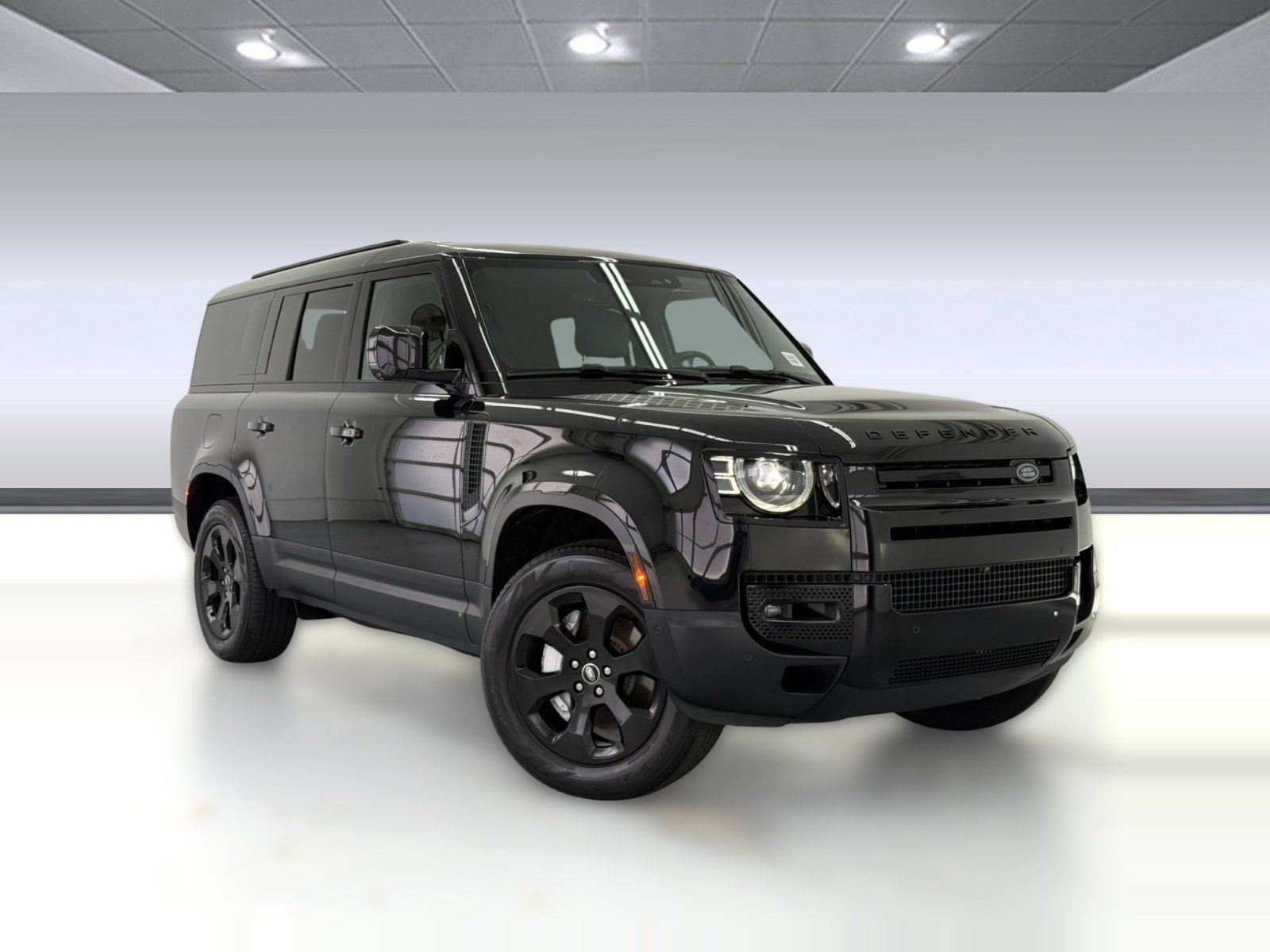 Used 2025 Land Rover Defender 130 S AWD/4WD image 6