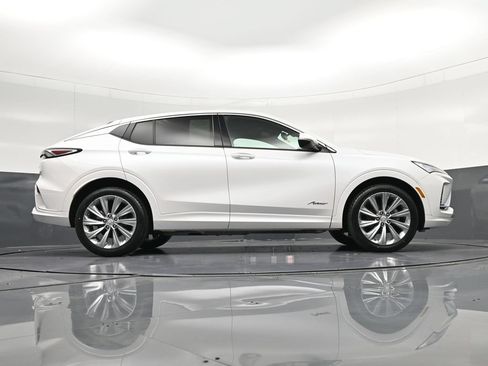 Used 2024 Buick Envista Avenir FWD image 21