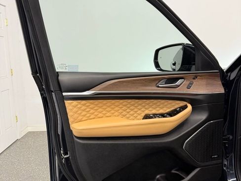 Used 2023 Jeep Grand Cherokee L Summit w/ Advanced Protech Group IV image 58