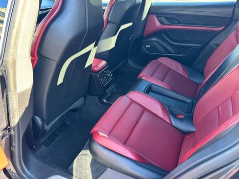 Used 2020 Porsche Taycan 4S image 16