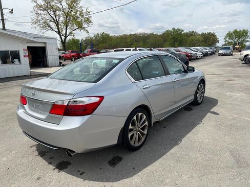 Used 2013 Honda Accord Sport image 2
