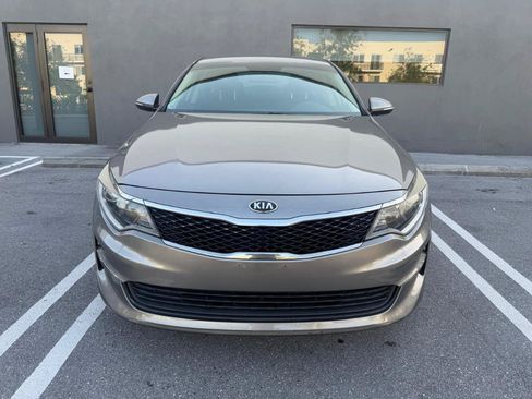 Used 2016 Kia Optima LX FWD image 6