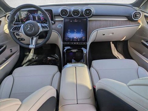 Certified 2023 Mercedes-Benz C 300 4MATIC Sedan image 18