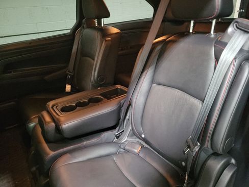 Certified 2023 Honda Odyssey Sport image 14