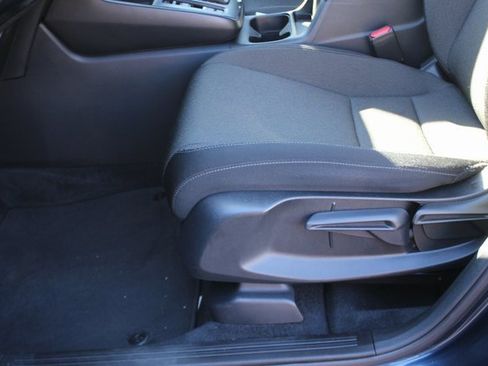 Used 2023 Honda CR-V LX image 18