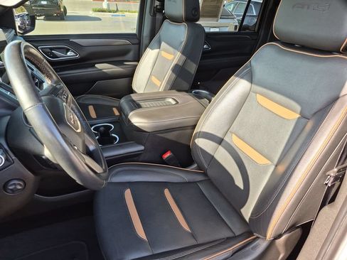 Used 2022 GMC Yukon XL AT4 AWD/4WD image 12