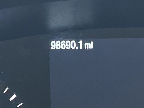 Used 2020 Ford Escape SE image 27