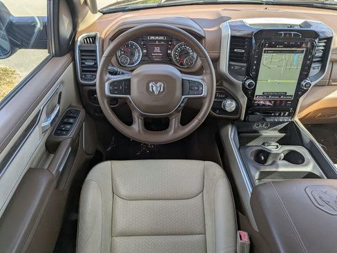 Used 2020 RAM 1500 Laramie image 19