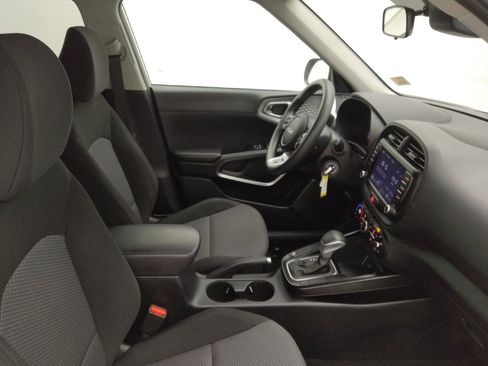 Used 2022 Kia Soul LX w/ Technology Package FWD image 21