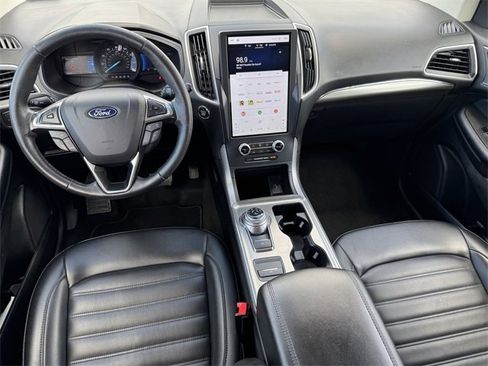 Used 2022 Ford Edge SEL image 18