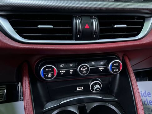 Used 2019 Alfa Romeo Stelvio Ti Sport w/ Quick Order Package 22S Sport AWD/4WD image 24