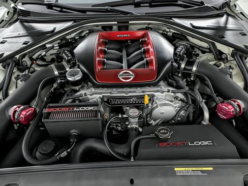 Used 2020 Nissan GT-R NISMO AWD/4WD image 16