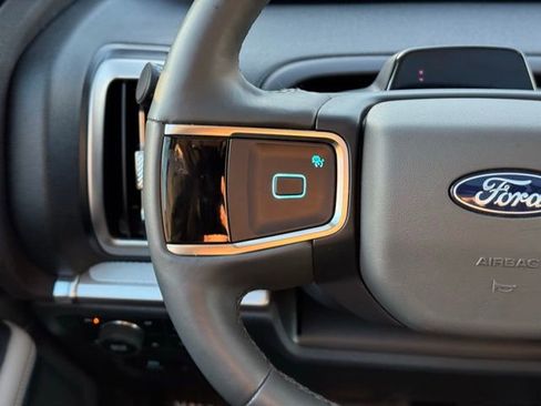 Certified 2025 Ford Expedition Max Active image 29