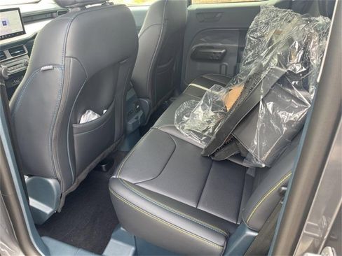 New 2025 Ford Maverick Lobo image 24