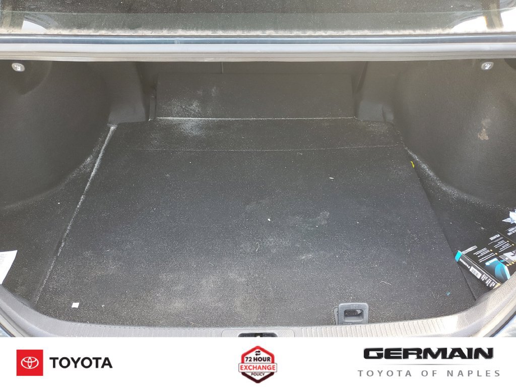Used 2020 Toyota Camry LE FWD image 23