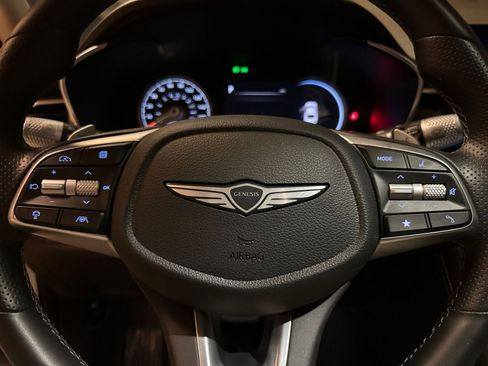 Used 2025 Genesis G70 2.5T image 29