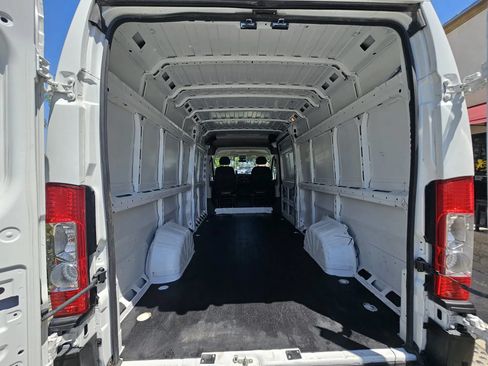 Used 2021 RAM ProMaster 3500 FWD image 11