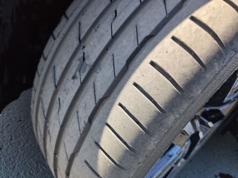 Used 2025 BMW i4 eDrive40 w/ M Sport Package image 12