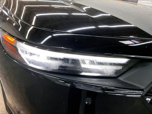 Used 2024 Honda Accord Touring image 30