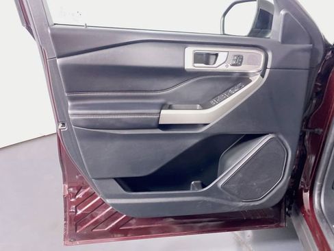 Used 2022 Ford Explorer Limited w/ Hybrid Equipment Group 310A image 20