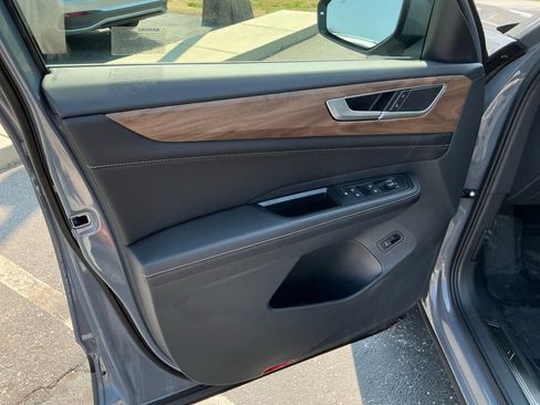 New 2026 Volkswagen Atlas SE image 31