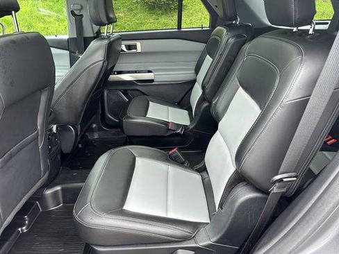 Certified 2023 Ford Explorer XLT w/ Equipment Group 202A AWD/4WD image 16