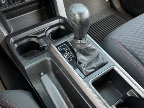 Used 2023 Toyota Tacoma SR5 AWD/4WD image 22