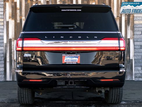 Used 2019 Lincoln Navigator Reserve image 4