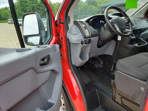 Used 2017 Ford Transit 150 XL RWD image 10