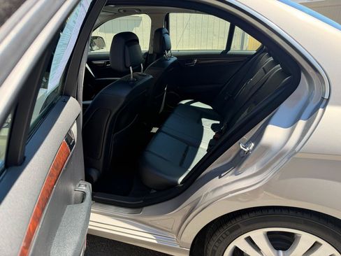 Used 2008 Mercedes-Benz C 300 Sedan image 13