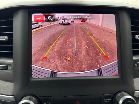 Used 2024 RAM 2500 Big Horn w/ Bed Utility Group image 20