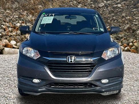 Used 2018 Honda HR-V EX image 3