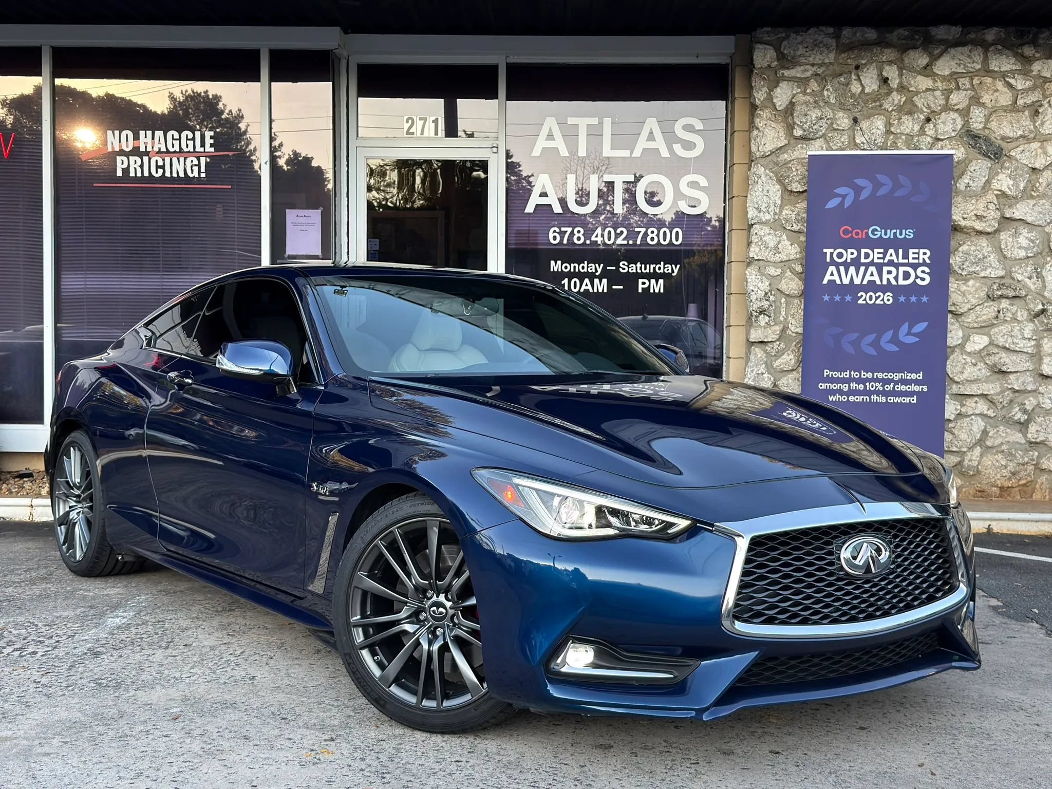 Used 2017 INFINITI Q60 Red Sport 400 RWD image 1