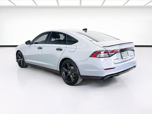 Used 2025 Honda Accord Sport image 6