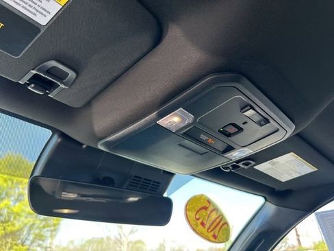 Used 2025 Toyota Tacoma SR5 image 28